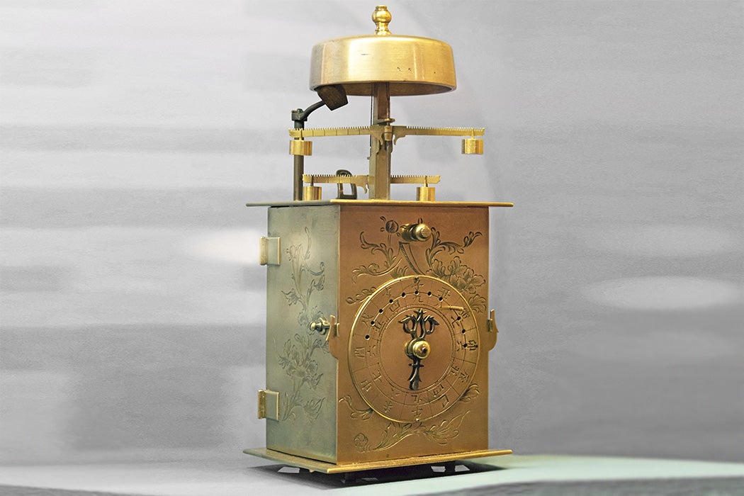 When the Jesuit Luís Fróis visited the Japanese lord Oda Nobunaga in 1569, he presented his host with a clock. Mechanical clocks were new to Japan, 