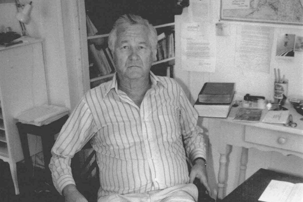 "Bill Styron in his West Chop writing room on Martha's Vineyard - August 1989" by Williamwaterway - Own work. Licensed under CC BY-SA 3.0 via <a href="https://commons.wikimedia.org/wiki/File:Bill_Styron_in_his_West_Chop_writing_room_on_Martha%27s_Vineyard_-_August_1989.jpg#/media/File:Bill_Styron_in_his_West_Chop_writing_room_on_Martha%27s_Vineyard_-_August_1989.jpg" target="_blank">Wikimedia Commons</a>