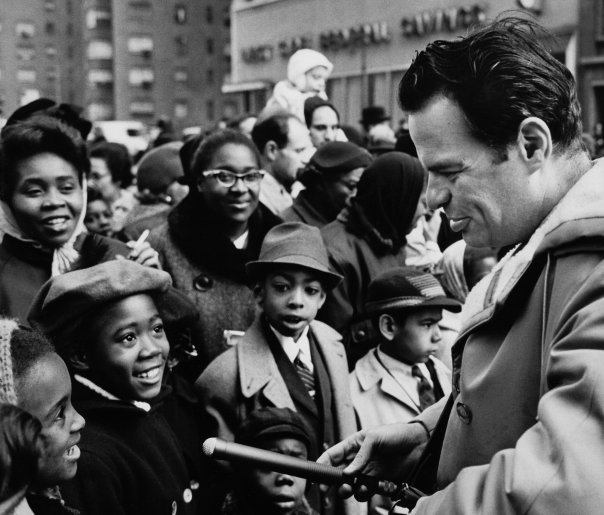 Tony Schwartz recording children. Photo courtesy of Ken Heyman