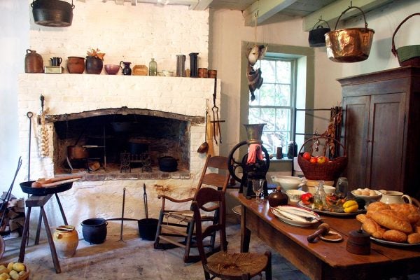 Colonial kitchen