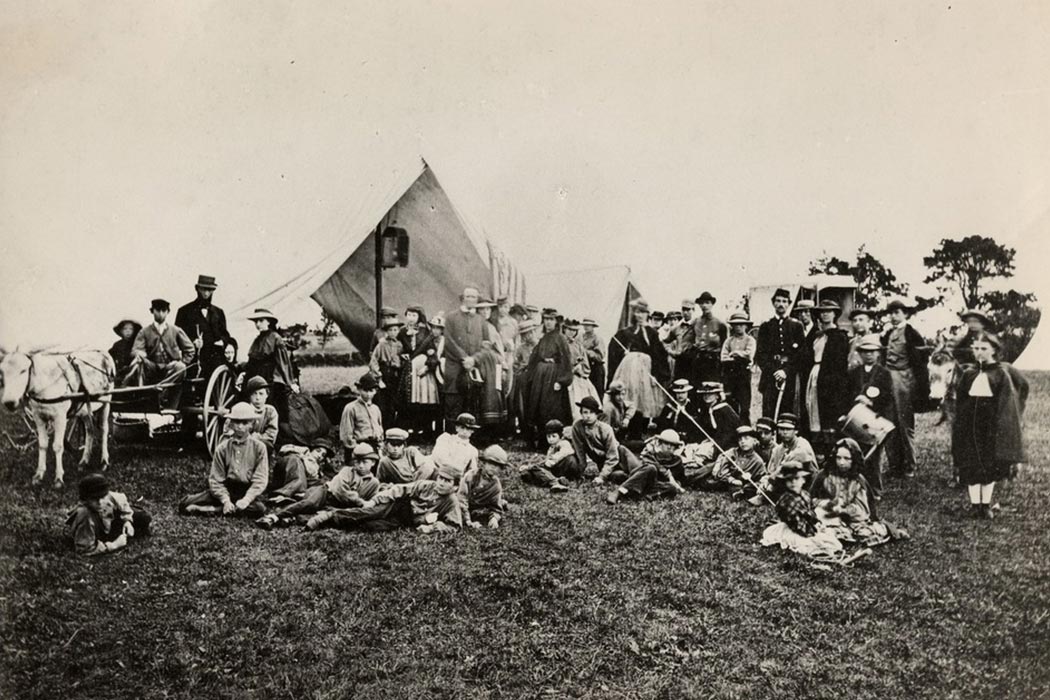Picture of Gunnery Camp, the first organized American summer camp, 1861