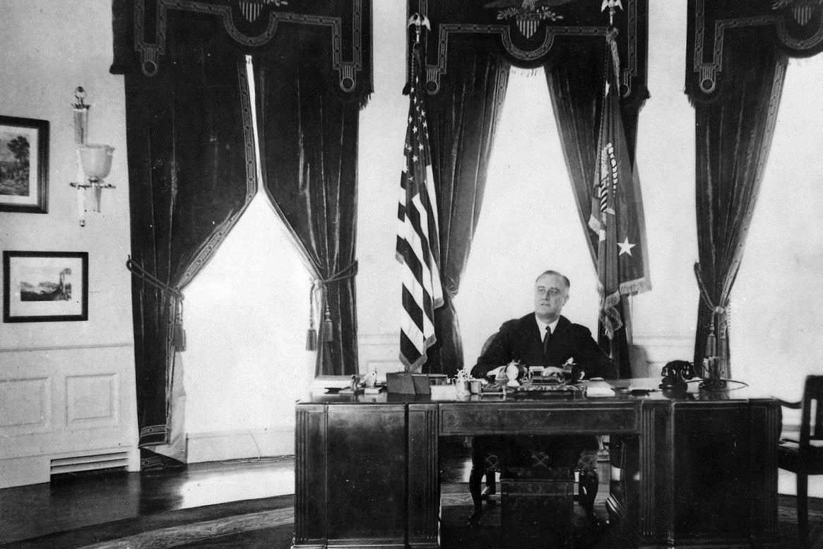 FDR in Oval Office, 1935
