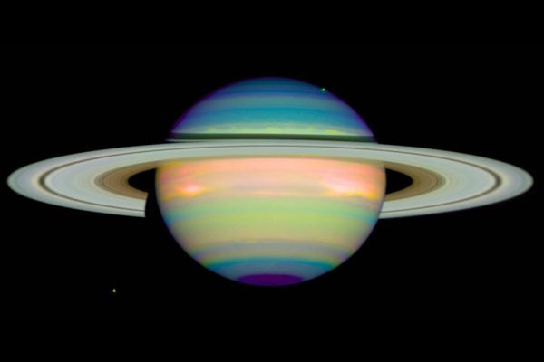 Infrared image of Saturn