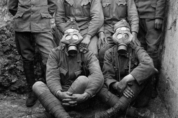 World War 1 soldiers wearing gas masks