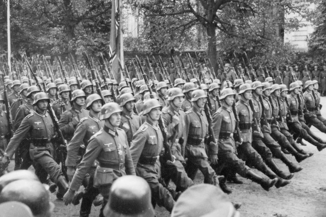 German troops parade through Warsaw, Poland, 09-1939