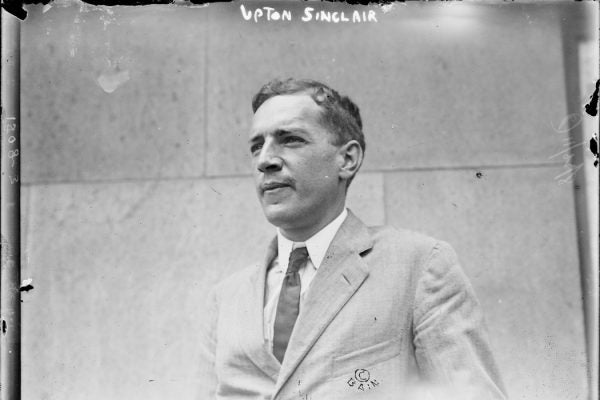 Upton Sinclair, 1900