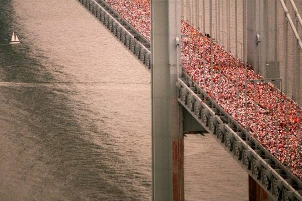 Runners cross the Verrazano Bridge during the 1994 New York Marathon