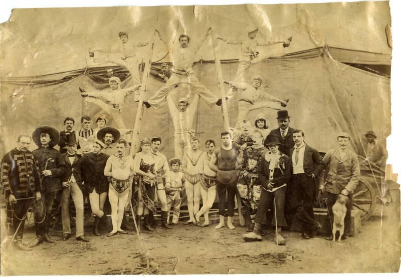 Vintage Circus Photos from the Sanger Circus Collection - JSTOR Daily