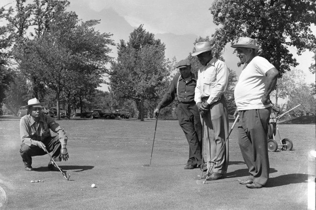 Golfers in Minnesota in the 1940s