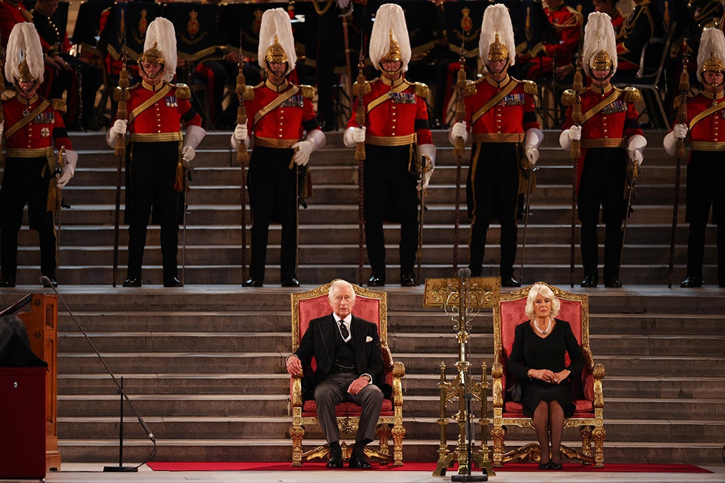 Explained: The Process Of Choosing Successor To The Throne In England