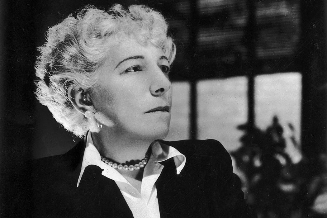 circa 1945: A portrait of American writer Edna Ferber (1887 - 1968) crossing her arms. (Photo by Hulton Archive/Getty Images)