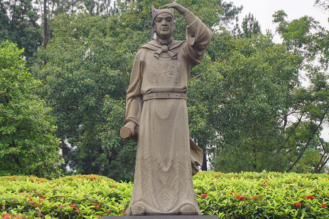 Una estatua de Zheng He en los Jardines Jurong, Singapur