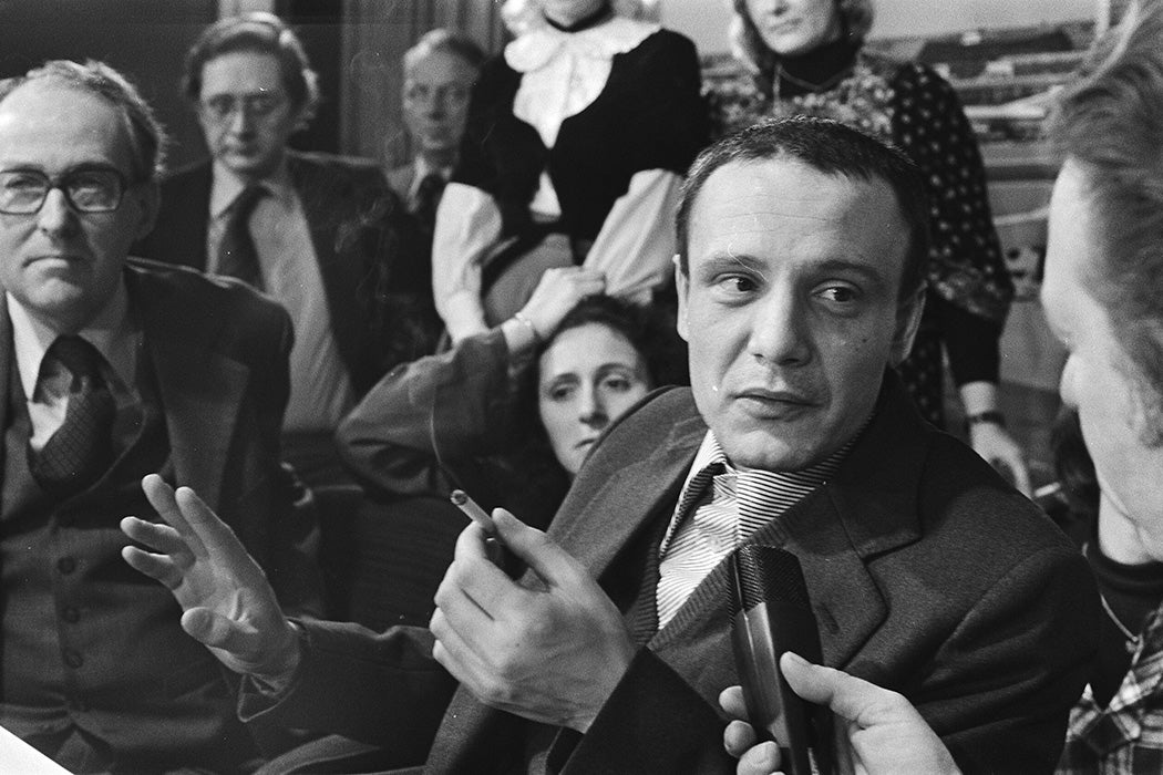 Russian dissident Bukovsky during a press conference at Schiphol Airport, 1977