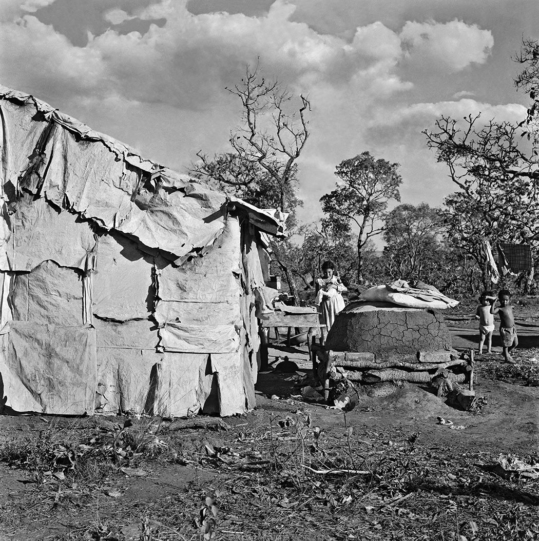 Housing in Sacolândia, on the outskirts of Brasília, 1958