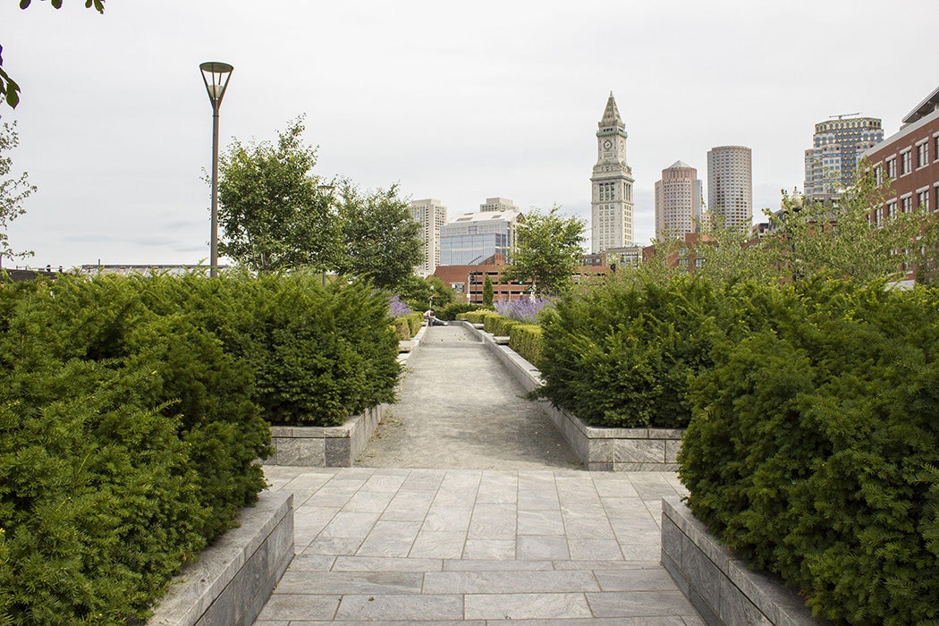 North End Parks Walkway close to the outer edge of the park showing points of access.