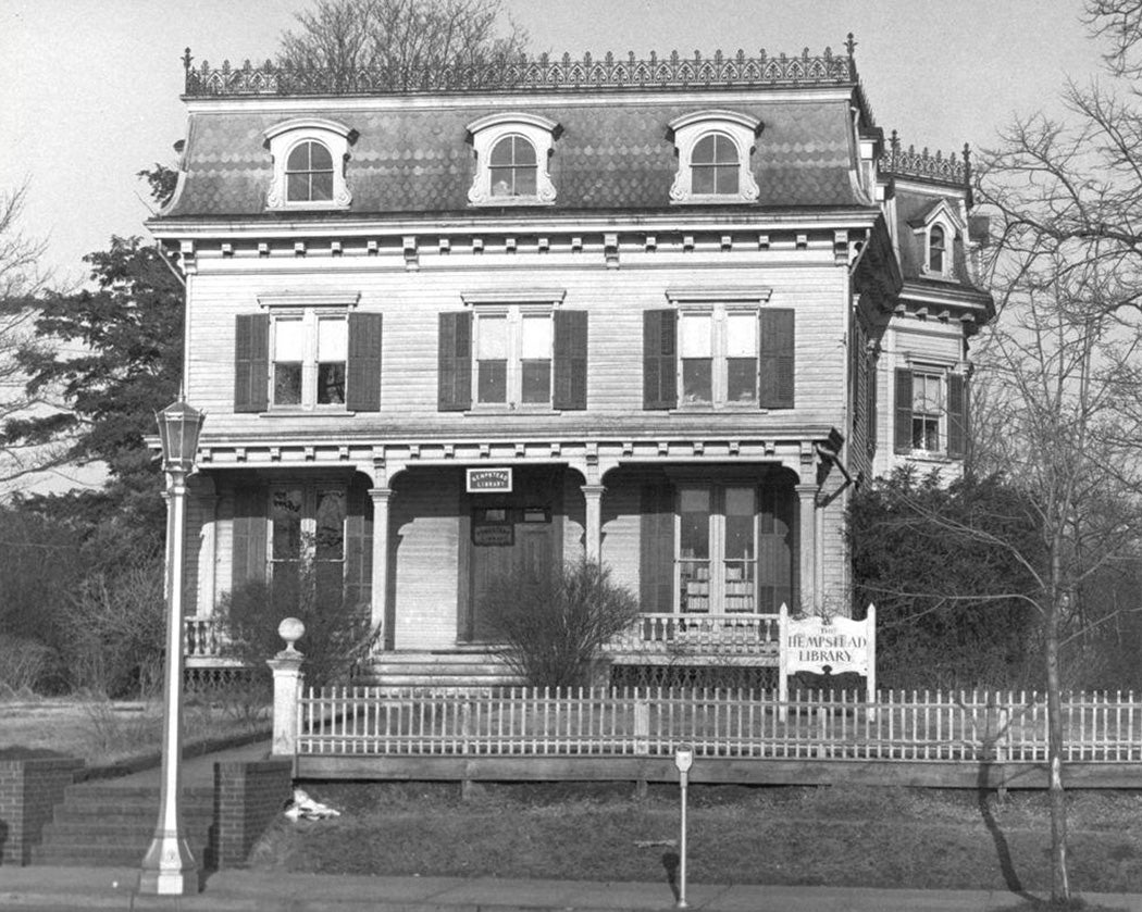 Hempstead Library Building Exterior