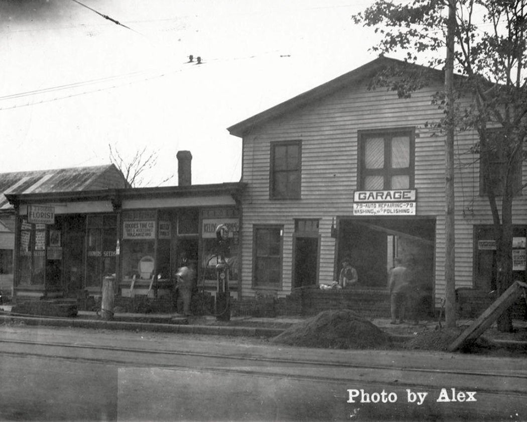 Brooks Tire Company and Garage, Hempstead Village
