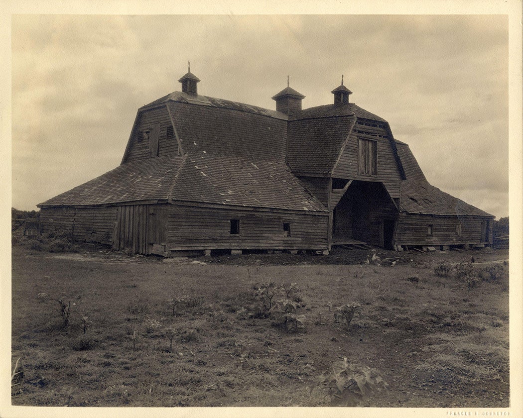 Mantua, Northumberland, Virginia, ca. 1929-1935. Click on the image to take a closer look.