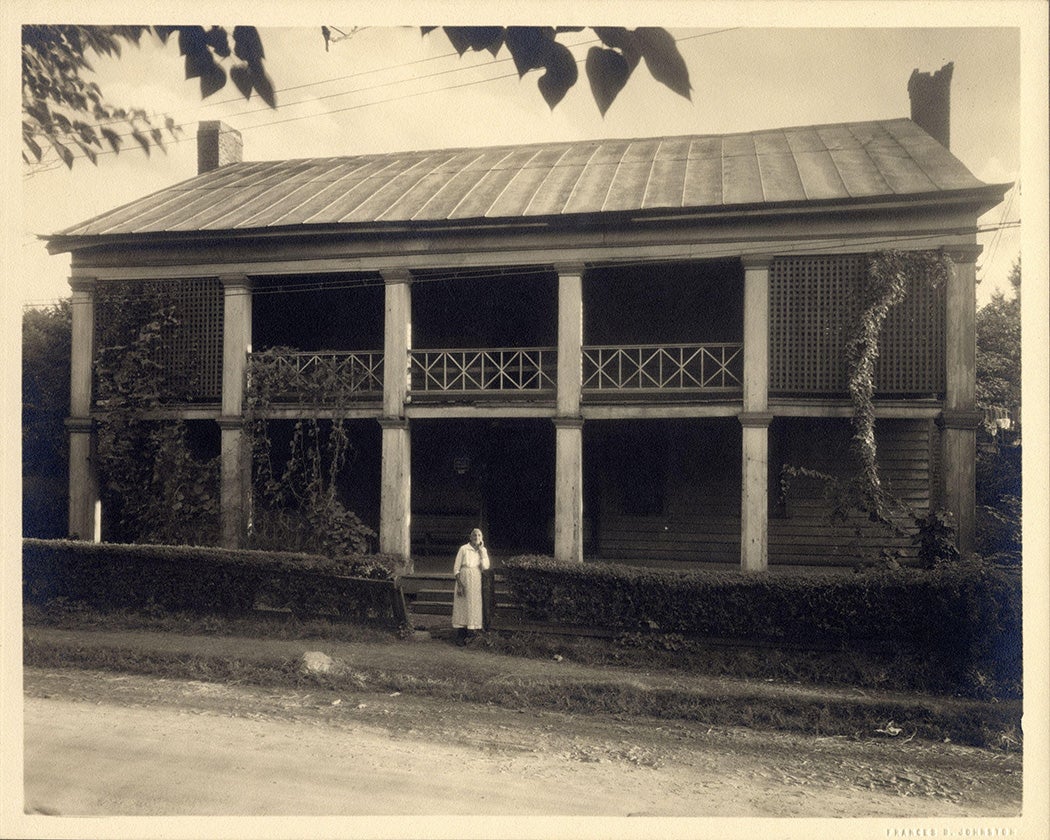Raleigh Tavern, Roanoke, Virginia, ca. 1929-1935. Click on the image to take a closer look.